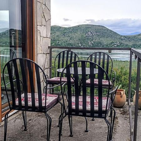 Holiday Home Haustor With Skadar Lake View Podgorica Eksteriør bilde